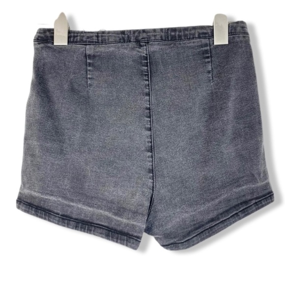 Bullhead Charcoal Denim Side Zip Hot Shorts - Picture 2 of 4